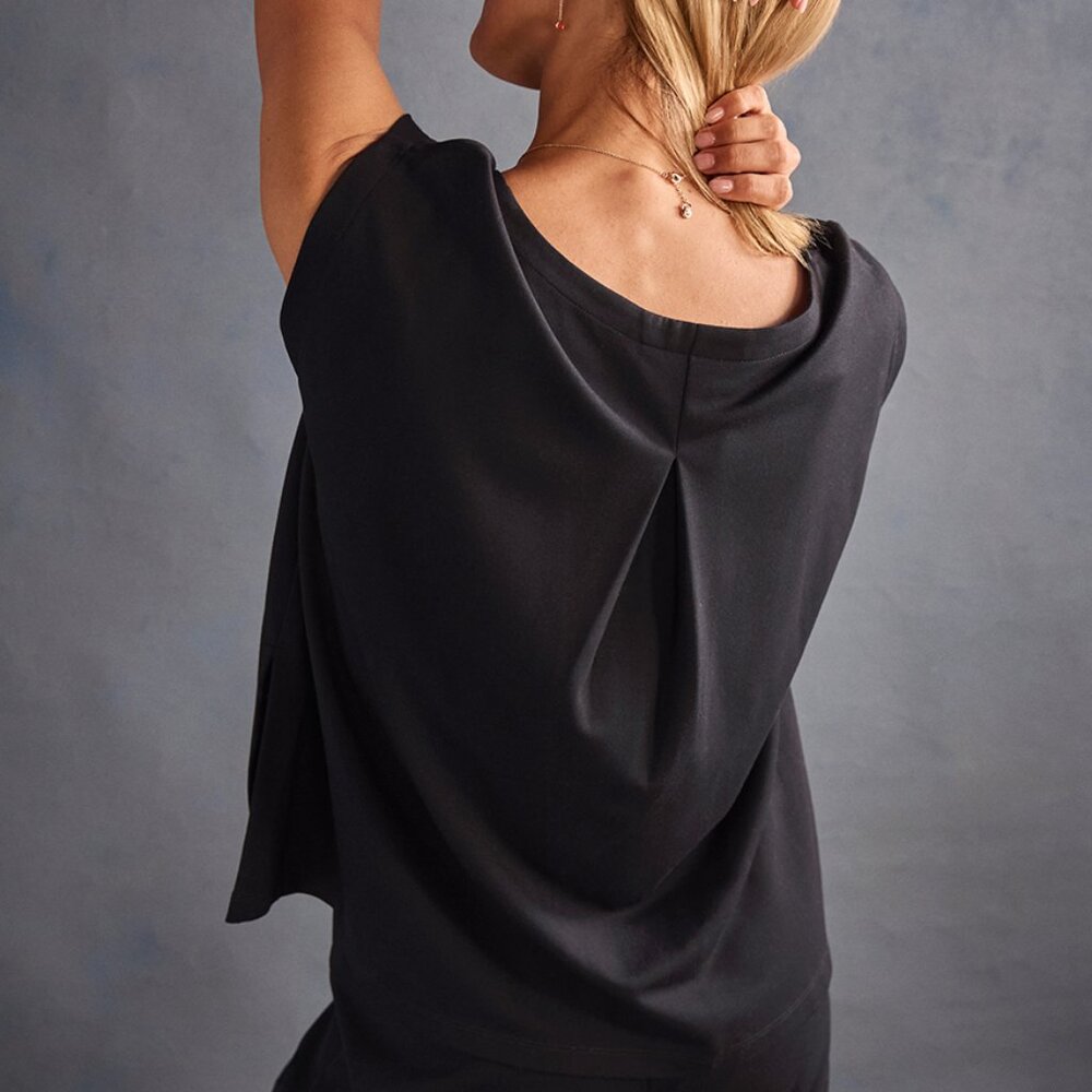 CABI Easygoing Jumpsuit - Picture 2 of 4